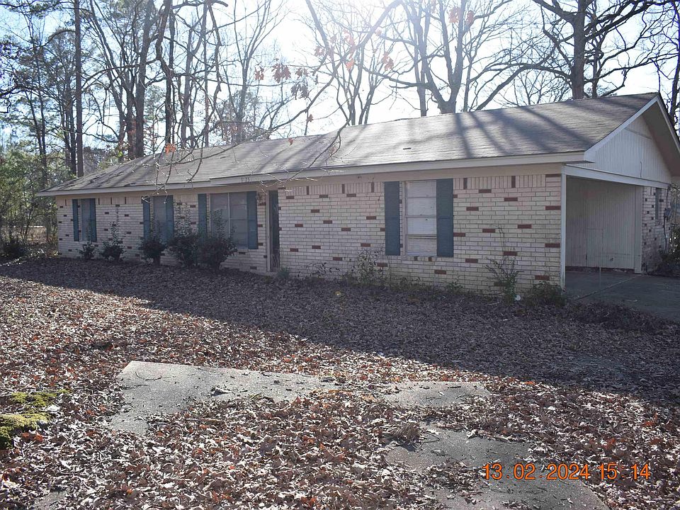 1st image of 9125 Oakwood Dr