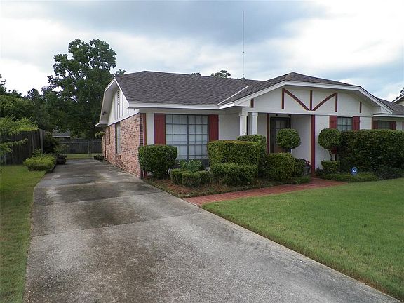 2nd image of 5713 Ainsworth Dr