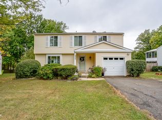3413 Chelsea Dr, Woodbridge, VA 22192