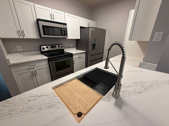 5th image of 1300 Park West Blvd Unit 416