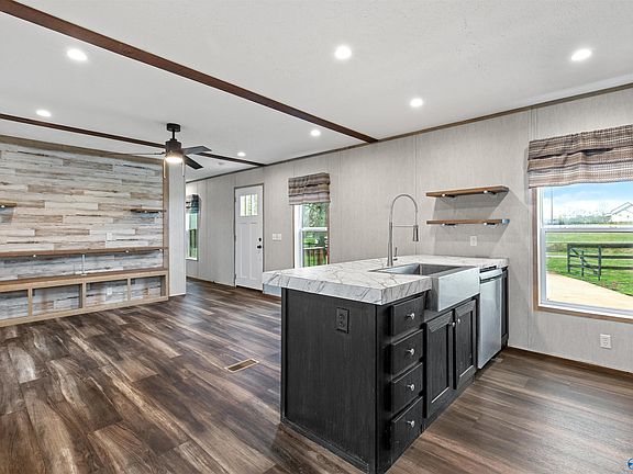 2nd image of 1038 New Market Rd