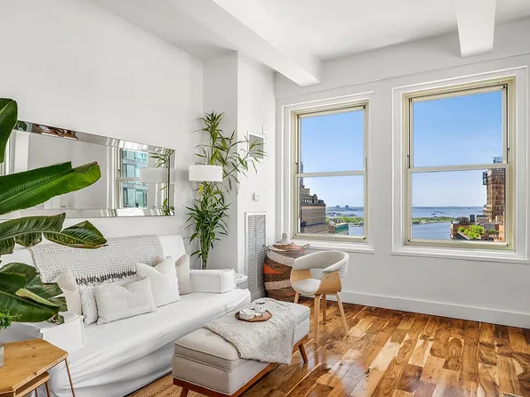 88 Greenwich St APT 2701, New York, NY 10006