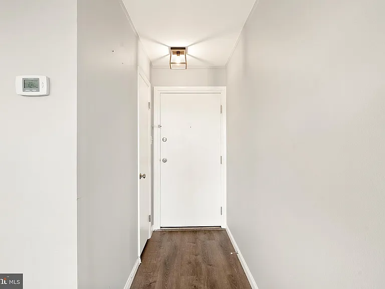 5353 Columbia Pike #607 — Photo 23