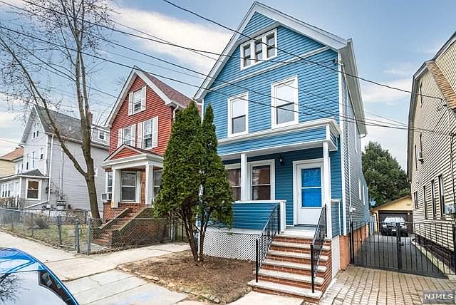 1st image of 19 Garwood Pl