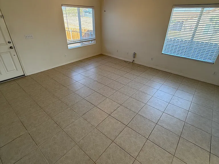 62221 Crestview Dr — Photo 24