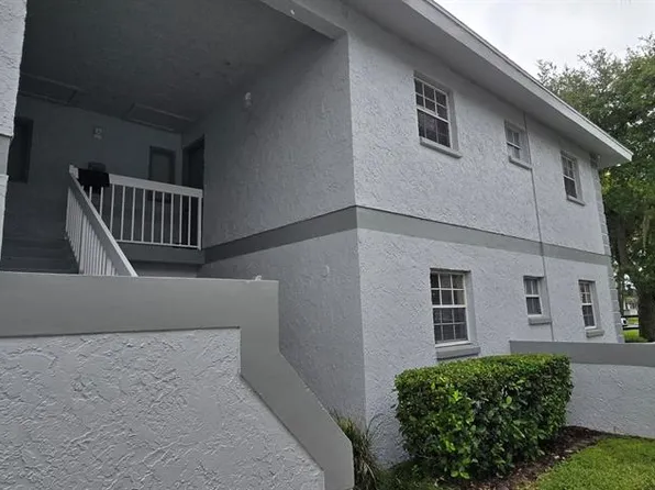 588 Fairways Ln APT E201, Ocala, FL 34472
