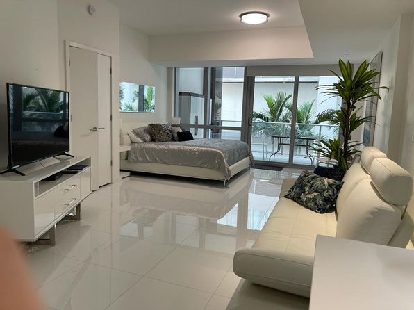 851 NE 1st Ave Unit 200