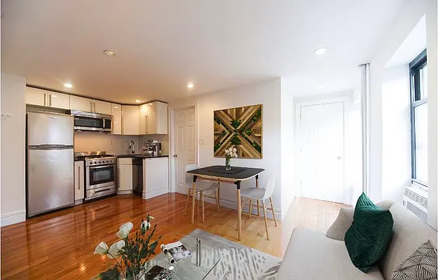 Rented by Platinum Properties | media 10