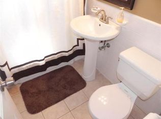 12 Central Ave APT 3, Danvers, MA 01923