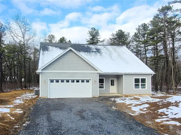109 Wild Creek Dr, Jim Thorpe, PA 18229