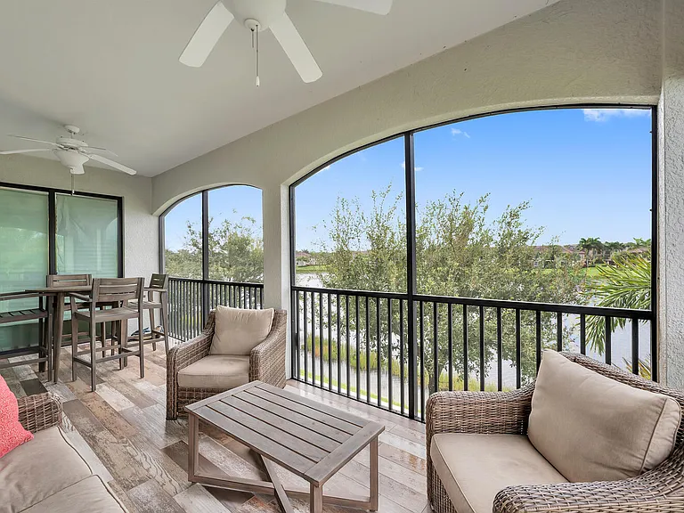9485 Casoria Ct #202 — Photo 30