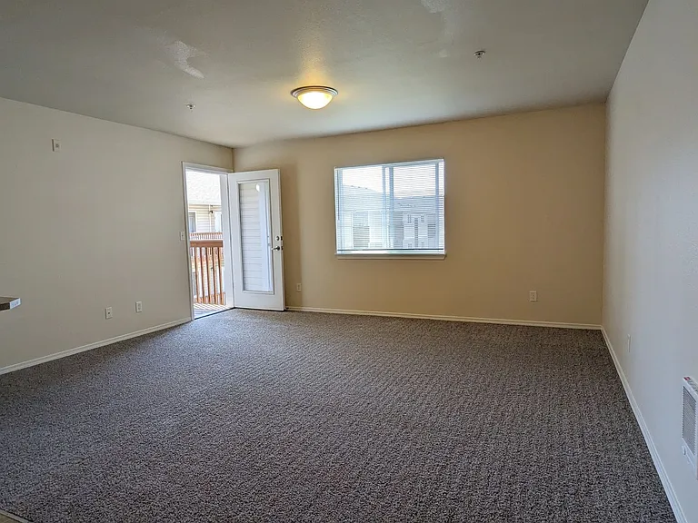 Wellesley Park Apartments — Photo 148