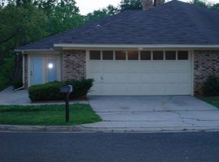 703 Montreal Dr, Longview, TX 75601