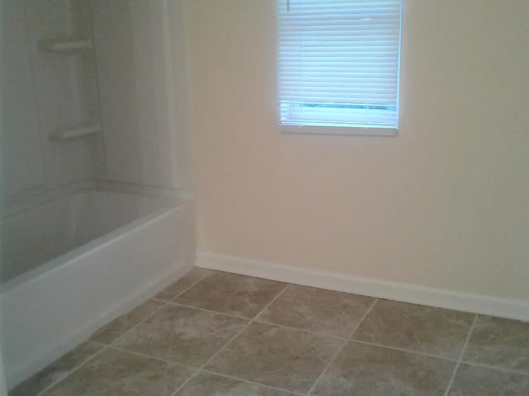 1726 Cottage Ave — Photo 12