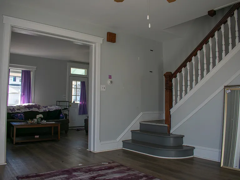 605 Bridge St — Photo 8
