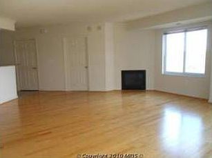 5th image of 3101 Hampton Dr #812