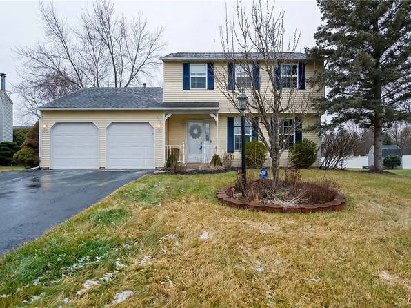 8605 Snowshoe Trl, Cicero, NY 13039