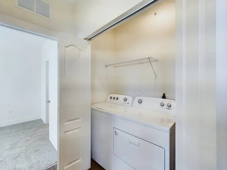 520 Arsdale Ave #30-204 — Photo 4