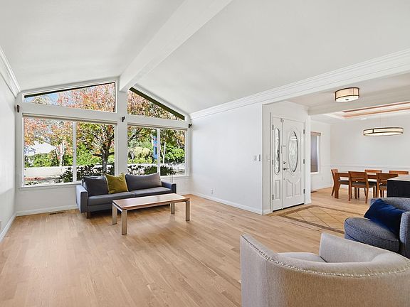 5th image of 1804 Sherwood Court