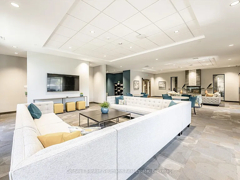 30 Hamilton St S #601 — Photo 35