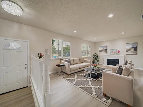 712 Capra Drive, American Canyon, CA 94503