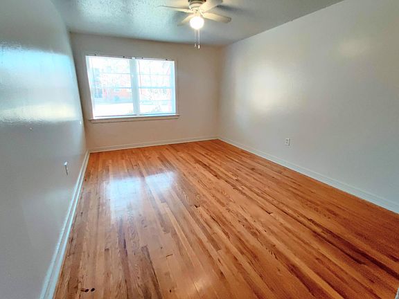 Huge bedroom