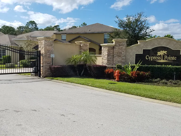 1138 Cypress Pointe Blvd — Photo 2