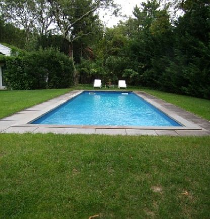 3rd image of 55 Shrubland Road