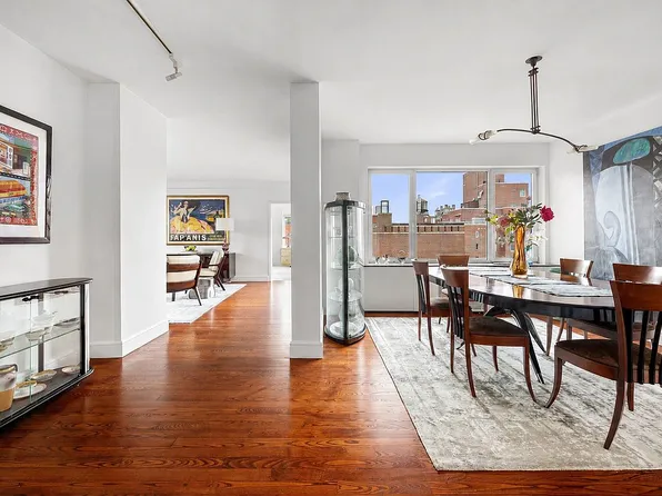 45 E End Ave APT 20D, New York, NY 10028