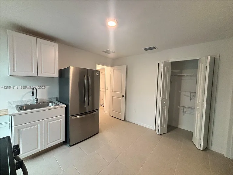 11605 Savanna Lake Blvd — Photo 3
