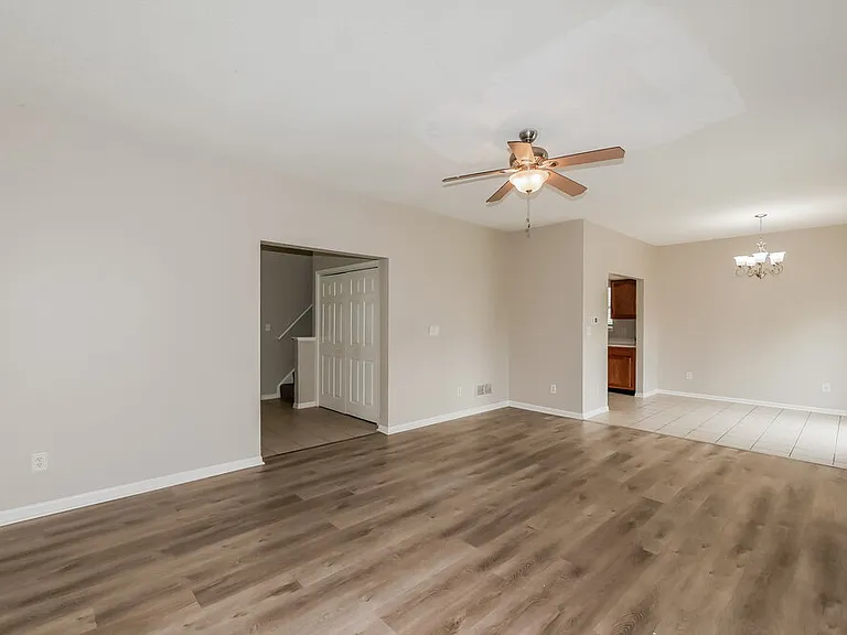 7204 Parklake Pl — Photo 7