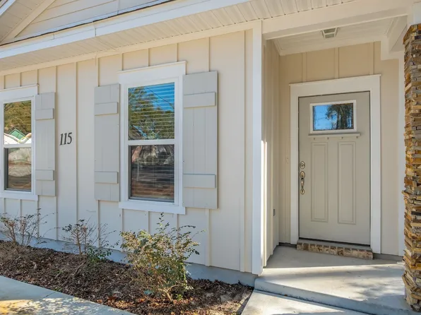 115 Comanche Trl, Crawfordville, FL 32327