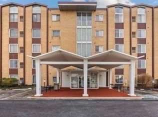 25735 Lorain Rd Unit 120, North Olmsted, OH 44070