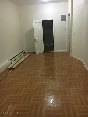 Rented by Hillel Realty Group | media 14