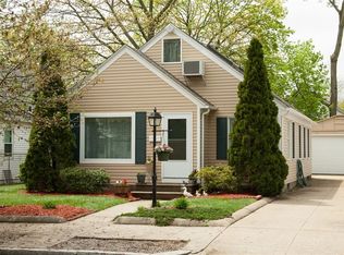 122 Rankin Ave, Providence, RI 02908