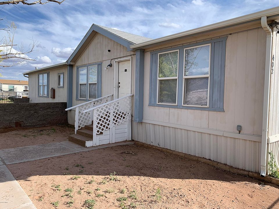 1st image of 402 Desert View Dr