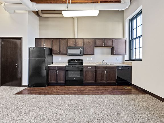 4th image of 605 G Ave NW #111