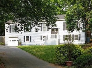 4 Woodflower Ct, Stafford, VA 22554