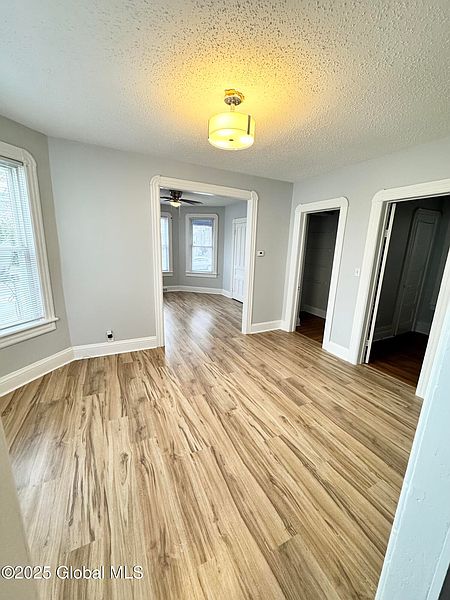 3rd image of 2050 Guilderland Avenue