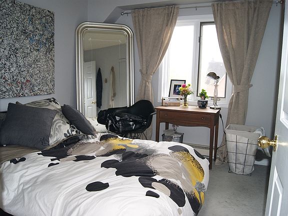 4th image of 234 Russell Ave #1525072