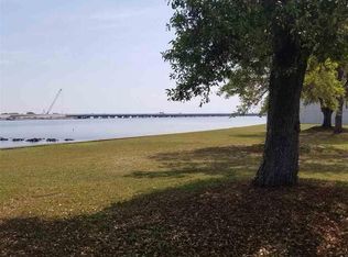 2 Wharf Ave, Pensacola, FL 32502