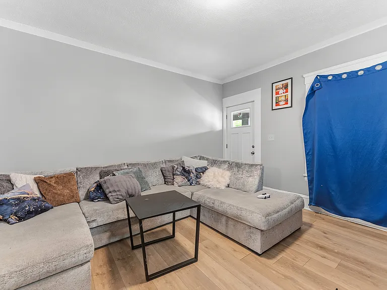 9615 Larnder Ave #1 — Photo 19