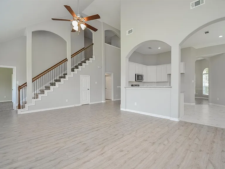 23751 River Place Dr — Photo 8