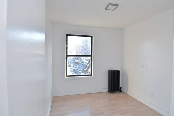 Rented by Bohemia Realty Group | media 13