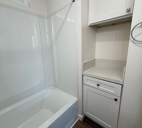 3rd image of 5233 La Jolla Mesa Dr #5233