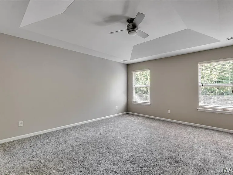 529 Parkgate Dr — Photo 16