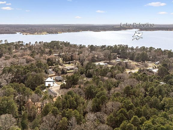 2nd image of 335 Perdanales Dr