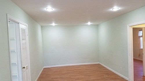2nd image of 3825 Meade Ave