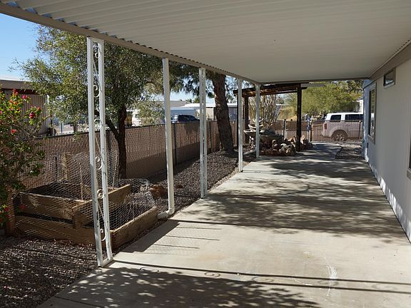 4th image of 2676 Laverne Dr