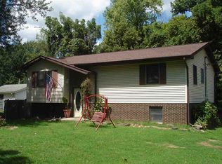 246 W B St, Bloomfield, IN 47424